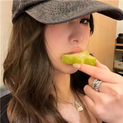 穷街艳女
